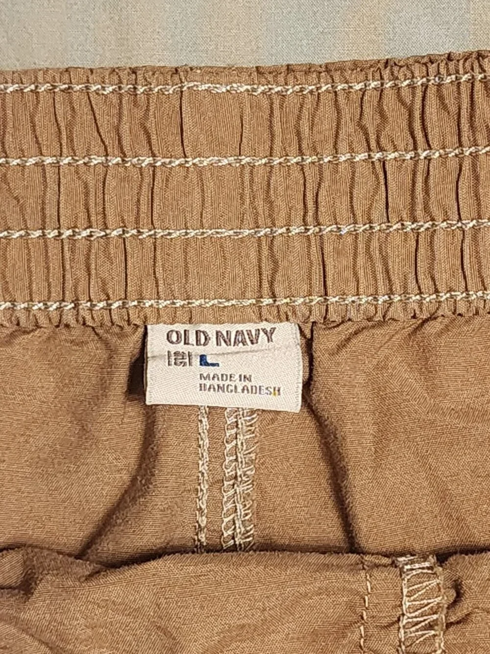 Old Navy Pull-On Utility Shorts; Size: Boys Large (10-12); Color: Khaki